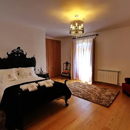 Casa De Ladreda *